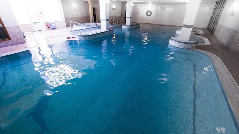 Imagen de la piscina del Hotel Celtic Royal. Foto 16
