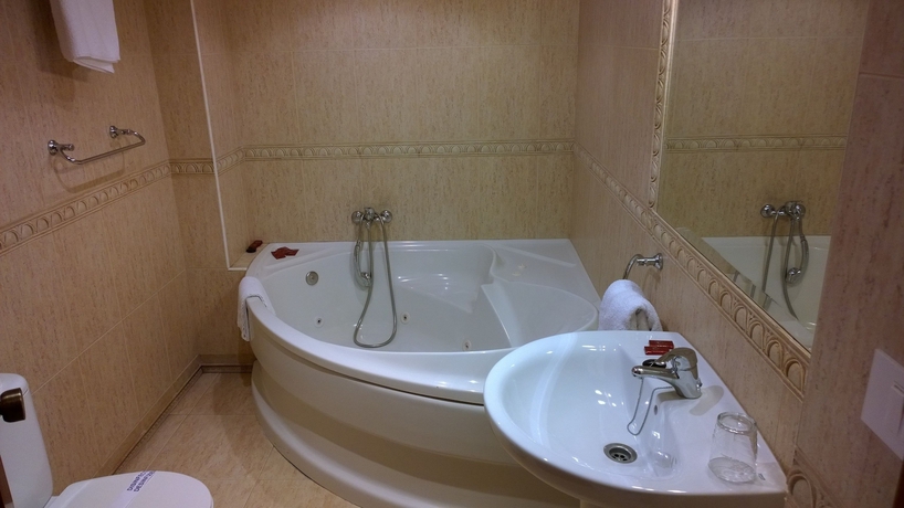 Imagen de la habitación del Hotel Cemar. Foto 8