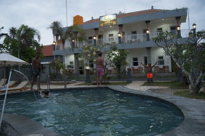 Imagen de la piscina del Hotel Cemara's Beach Homestay. Foto 20