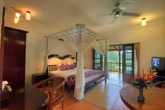 Imagen de la habitación del Hotel Cempaka Belimbing Villas. Foto 7