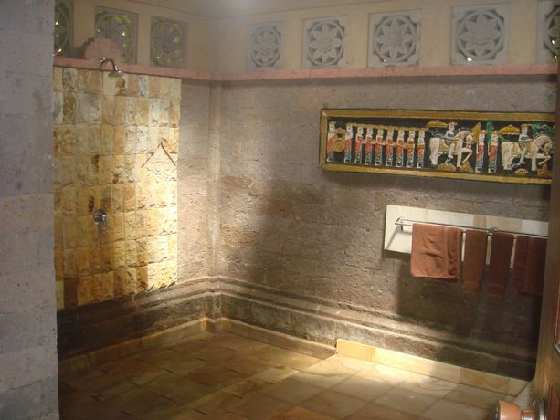 Imagen de la habitación del Hotel Cempaka Belimbing Villas. Foto 9