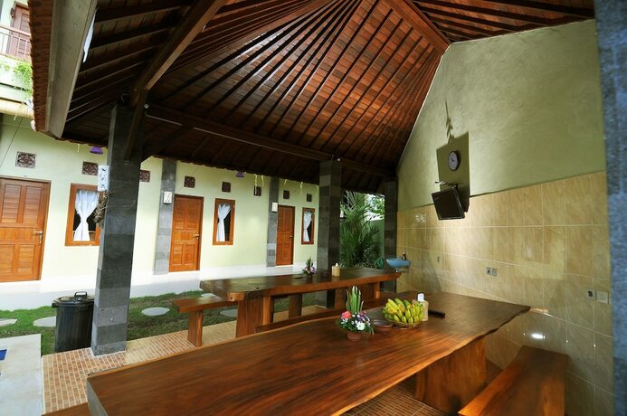 Imagen del bar/restaurante del Hotel Cempaka Mas Guesthouse. Foto 18