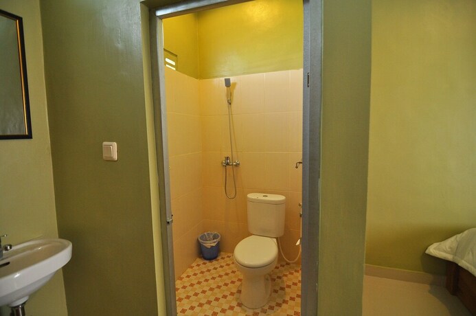 Imagen de la habitación del Hotel Cempaka Mas Guesthouse. Foto 25