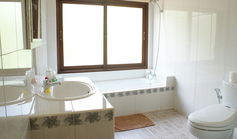 Imagen de la habitación del Hotel Cendana Resort and Spa. Foto 2