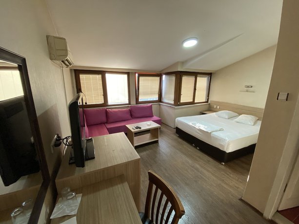 Imagen de la habitación del Hotel Cenedag. Foto 2