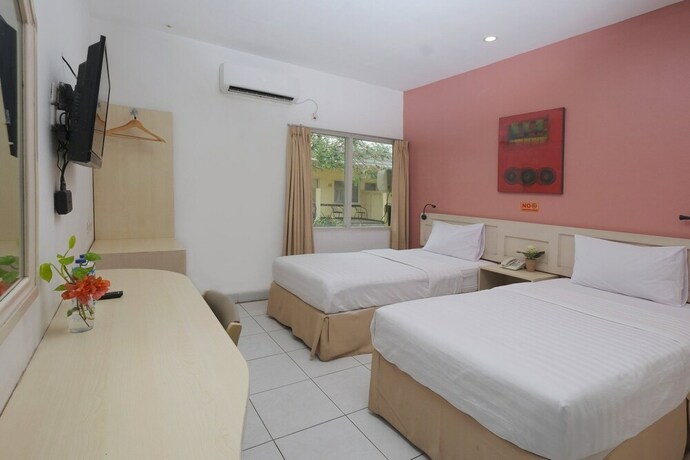 Imagen general del Hotel Cengkareng Transit. Foto 11