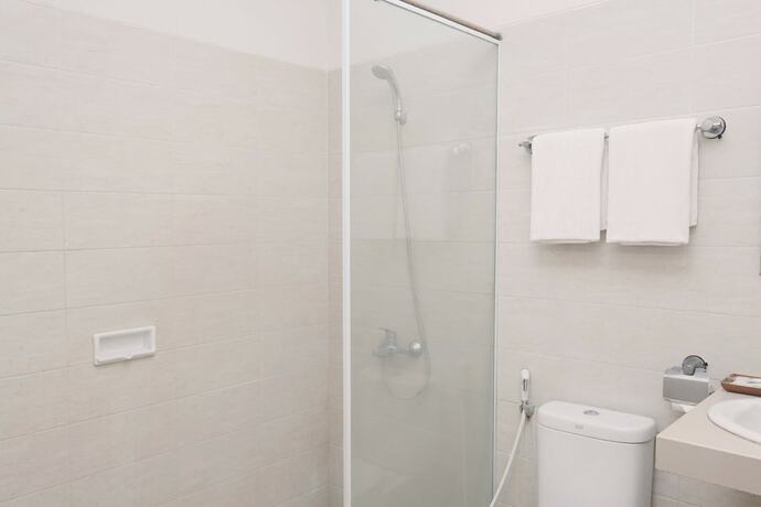 Imagen general del Hotel Cengkareng Transit. Foto 12