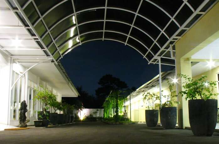 Imagen general del Hotel Cengkareng Transit. Foto 13
