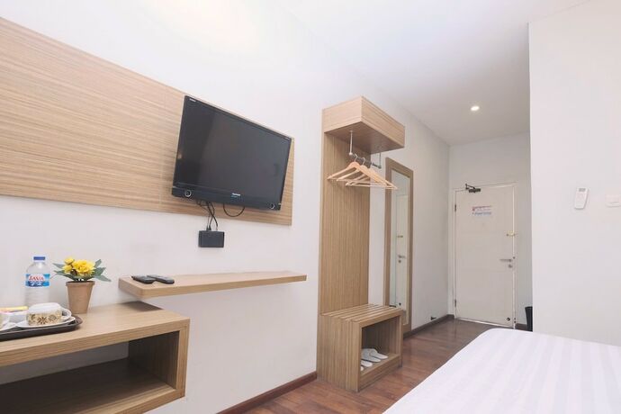Imagen de la habitación del Hotel Cengkareng Transit. Foto 26