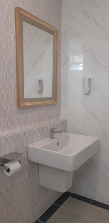 Imagen de la habitación del Hotel Ceniq. Foto 9