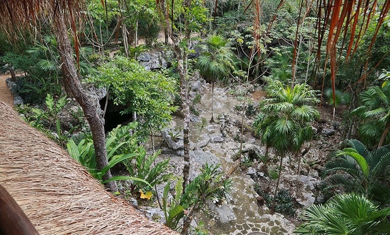 Imagen de los exteriores del Hotel Cenote Balam-ha. Foto 17