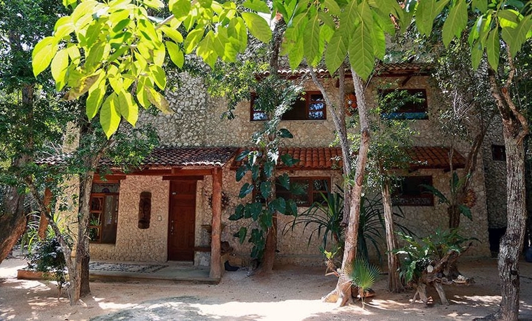 Imagen de los exteriores del Hotel Cenote Balam-ha. Foto 19