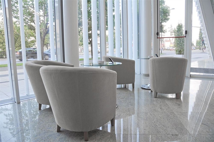 Imagen de los interiores del Hotel Centar, Novi Sad. Foto 11