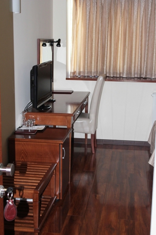 Imagen de los interiores del Hotel Centar, SKOPJE. Foto 16