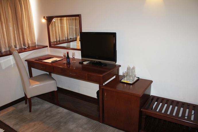 Imagen de la habitación del Hotel Centar, SKOPJE. Foto 12