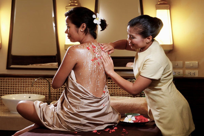 Imagen de la piscina del Hotel Centara Anda Dhevi Resort and Spa. Foto 15