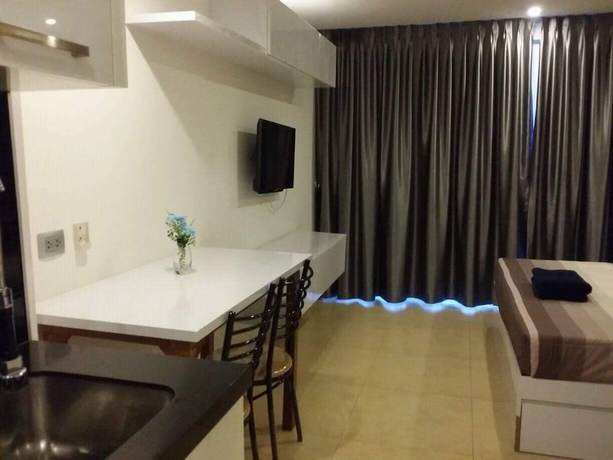 Imagen de la habitación del Hotel Centara Avenue Residence Building C. Foto 5