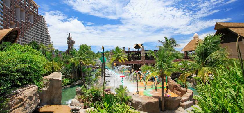 Imagen de los exteriores del Hotel Centara Grand Mirage Beach Resort Pattaya. Foto 20