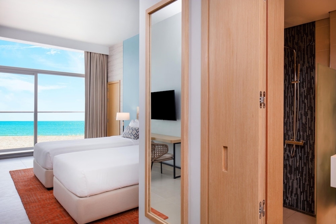 Imagen de la habitación del Hotel Centara Mirage Beach Resort Dubai. Foto 6
