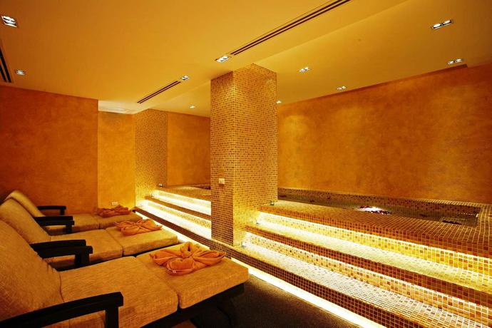 Imagen general del Hotel Centara Nova Hotel Pattaya. Foto 12