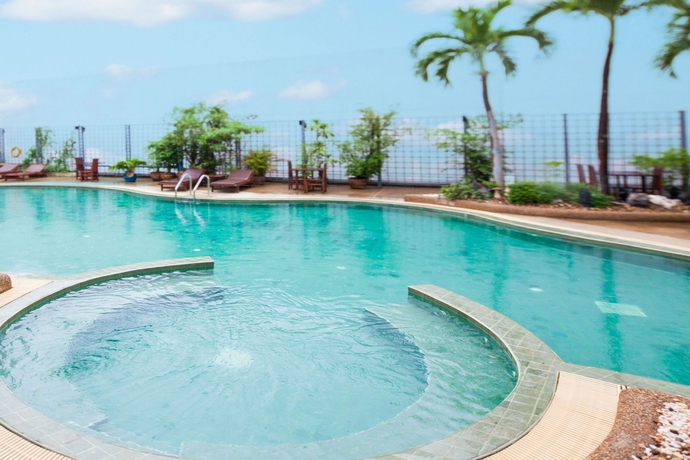 Imagen de la piscina del Hotel Centara Udon. Foto 16