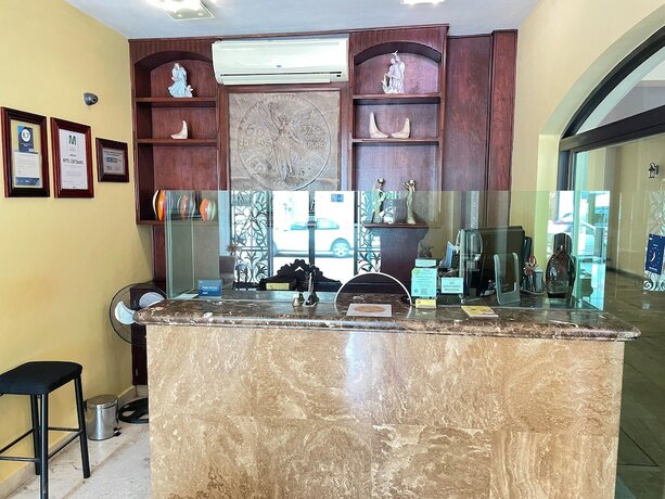 Imagen general del Hotel Centenario. Foto 2