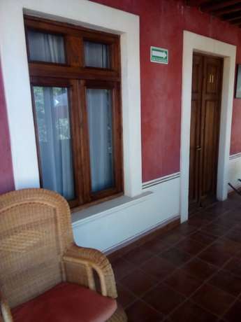 Imagen de la habitación del Hotel Centenario Los Arroyitos. Foto 2