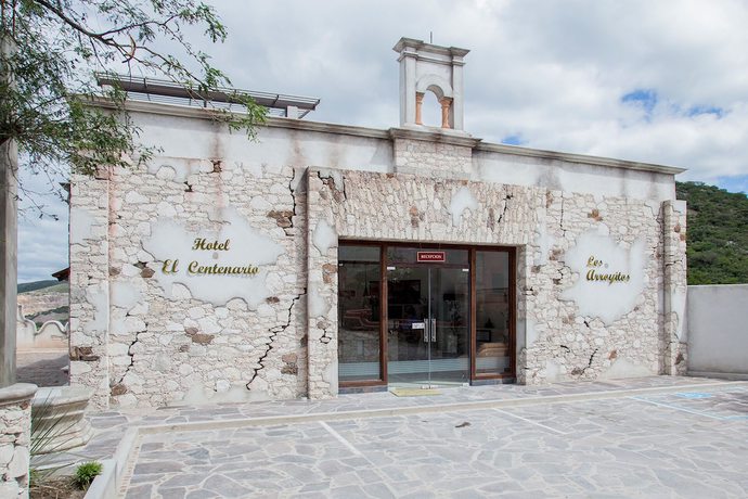 Imagen de los interiores del Hotel Centenario Los Arroyitos. Foto 20