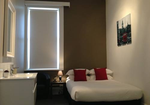 Imagen general del Hotel Centennial Inn On Bathurst. Foto 12