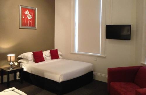 Imagen general del Hotel Centennial Inn On Bathurst. Foto 16