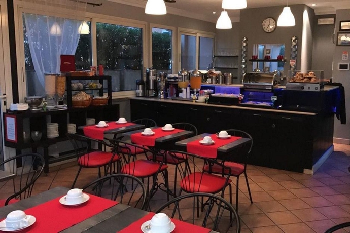 Imagen general del Hotel Center 1-2. Foto 3