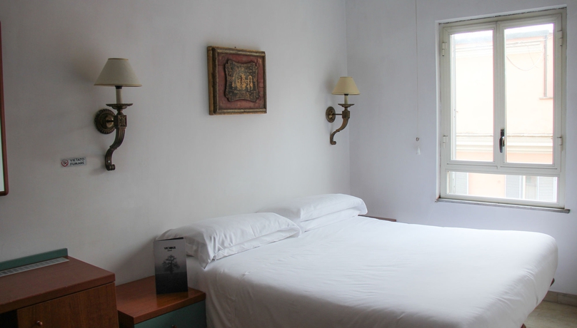 Imagen de la habitación del Hotel Center 3. Foto 4