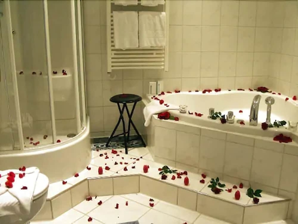 Imagen de la piscina del Hotel Center Alte Spinnerei. Foto 19