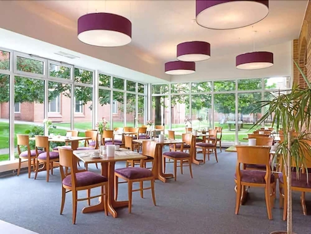 Imagen del bar/restaurante del Hotel Center Alte Spinnerei. Foto 7