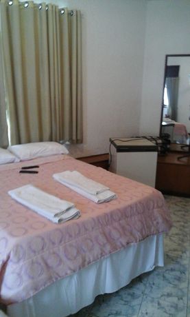 Imagen de la habitación del Hotel Center Barra. Foto 9
