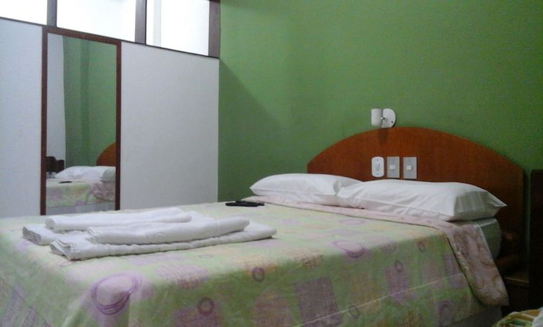 Imagen de la habitación del Hotel Center Barra. Foto 11