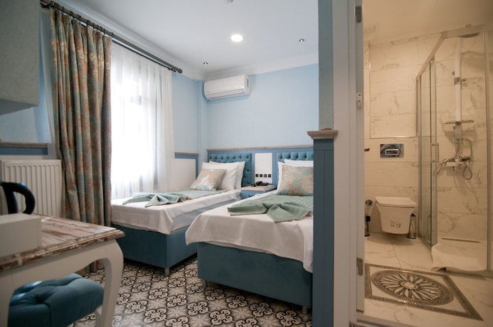 Imagen de la habitación del Hotel Center Hill. Foto 13