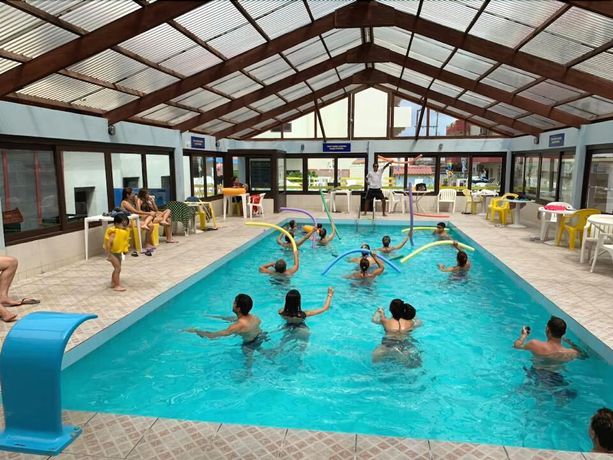 Imagen de la piscina del Hotel Center, Imb&eacute;. Foto 20