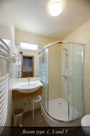Imagen de la habitación del Hotel Center Ljubljana. Foto 14