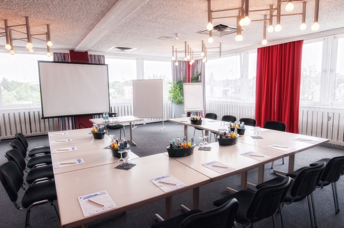 Imagen de los interiores del Hotel Center Main Franken Bamberg. Foto 12