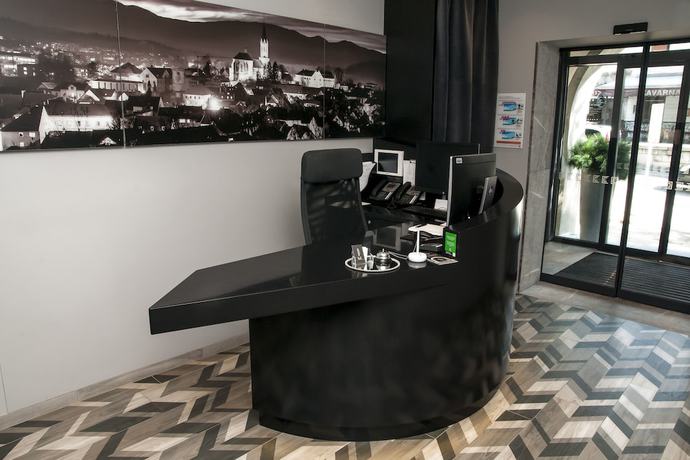 Imagen de los interiores del Hotel Center, Novo Mesto. Foto 20