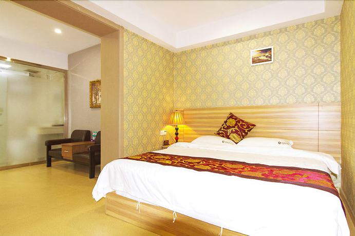 Imagen de la habitación del Hotel Center Of City Creo. Foto 13