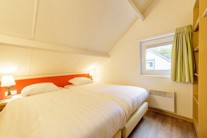 Imagen de la habitación del Hotel Center Parcs Les Ardennes. Foto 17