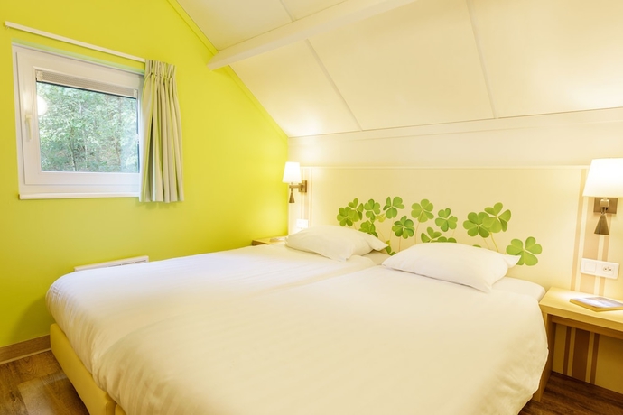 Imagen de la habitación del Hotel Center Parcs Les Ardennes. Foto 18