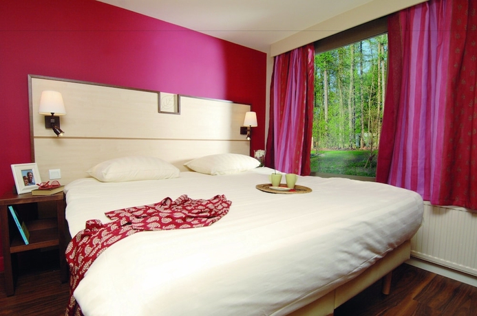 Imagen de la habitación del Hotel Center Parcs Les Bois-Francs. Foto 12