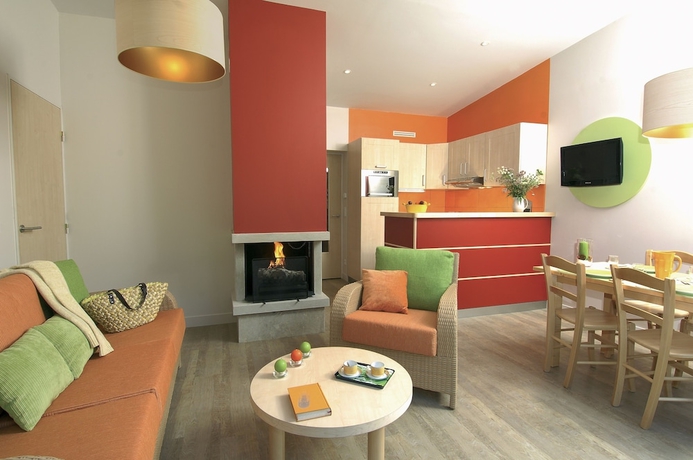 Imagen de la habitación del Hotel Center Parcs Les Trois For&ecirc;ts. Foto 2
