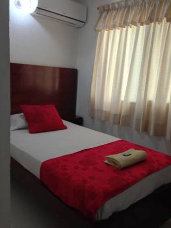 Imagen de la habitación del Hotel Center Plaza Plus. Foto 2