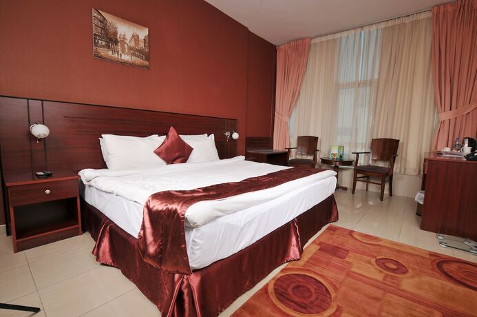Imagen de la habitación del Hotel Center Ville. Foto 6