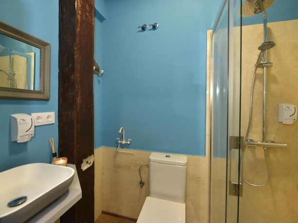 Imagen de la habitación del Hotel Centersuite Santander. Foto 11