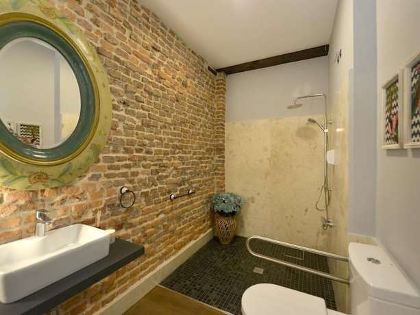 Imagen de la habitación del Hotel Centersuite Santander. Foto 14